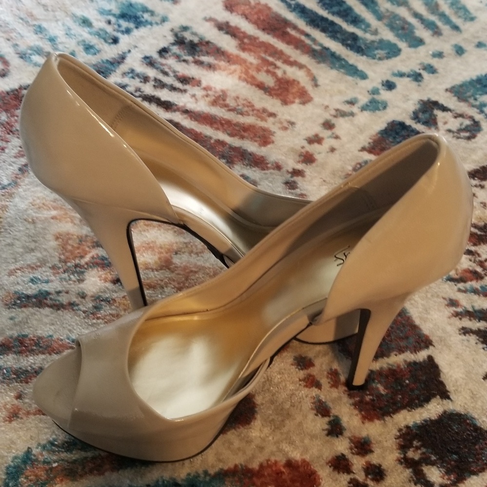 Open Toe  Pump